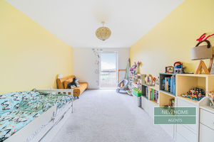 Photo 1- click for photo gallery